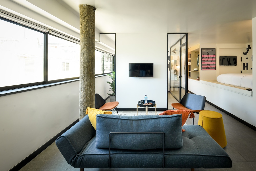 Family Suite - Photo 13