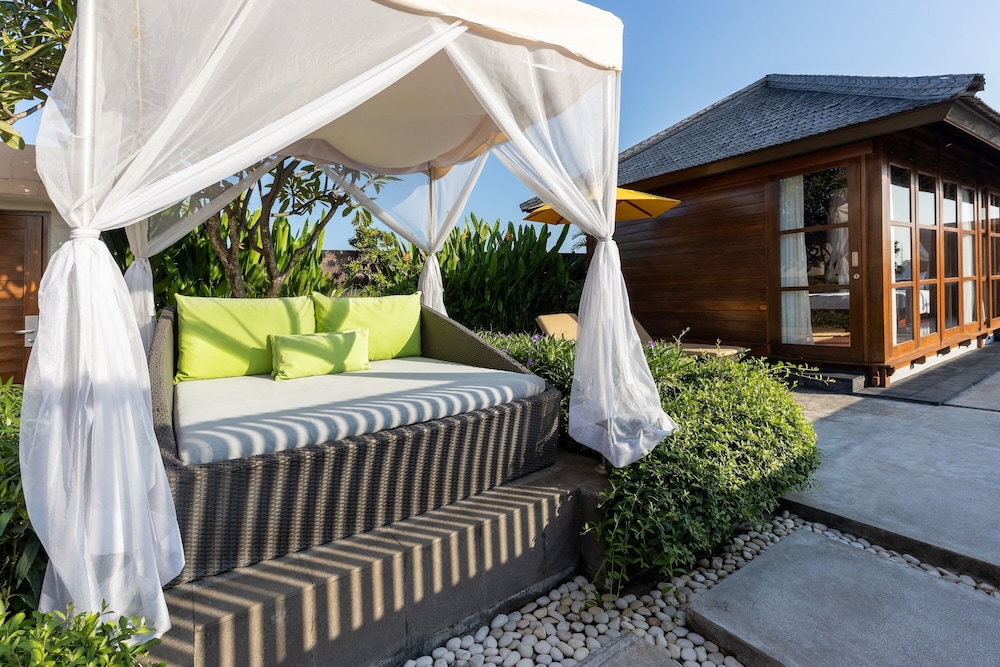 Amadea Rooftop Suite thumbnail 5