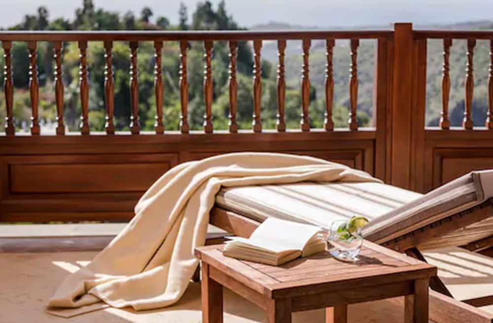 Panoramic Double Room (Lion's View)