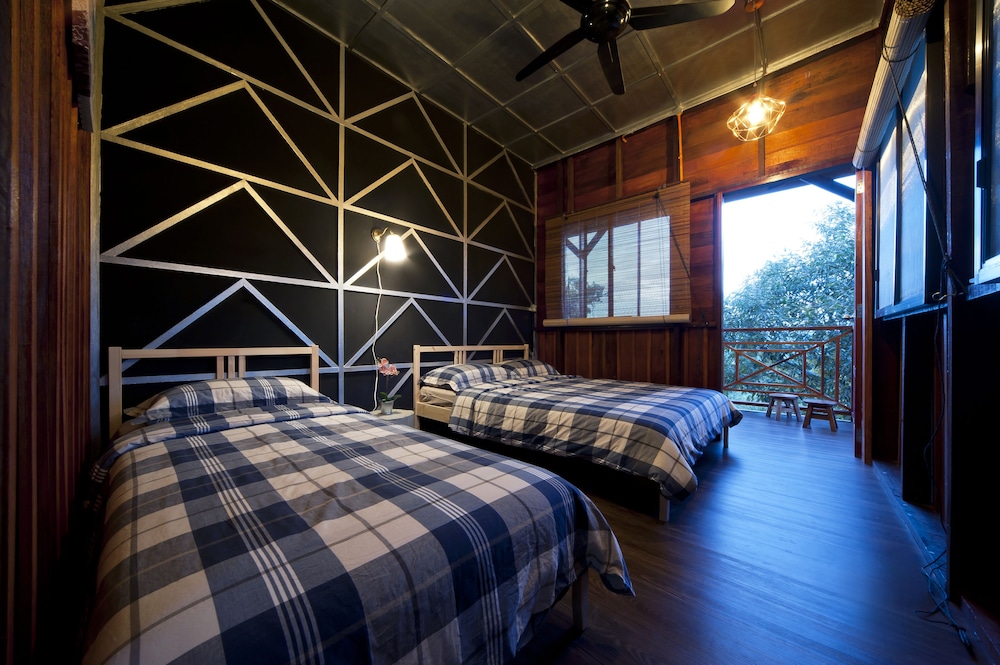 Basic Villa photo 1