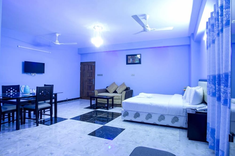 Executive Suite, Sea View