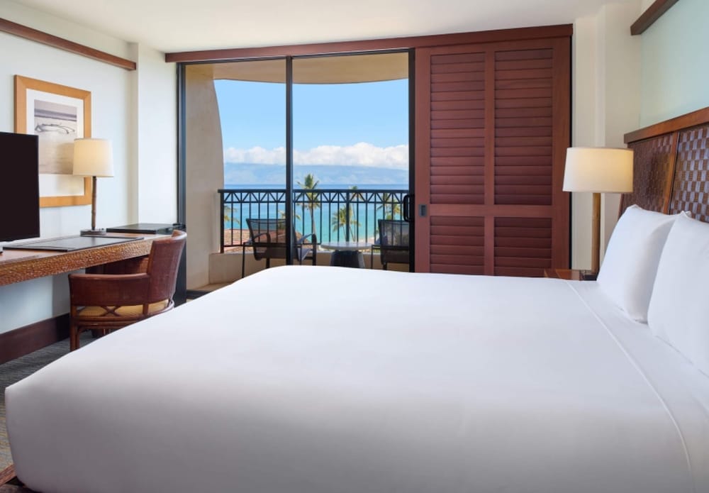 Room, 1 King Bed, Ocean View, Tower (ADA)