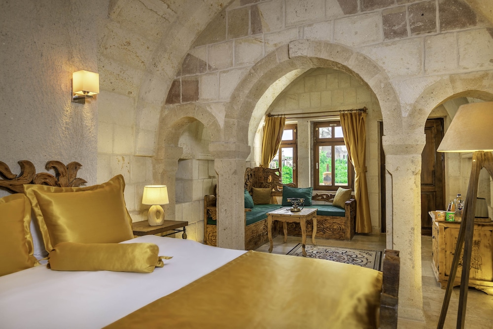 Cave Junior Room
