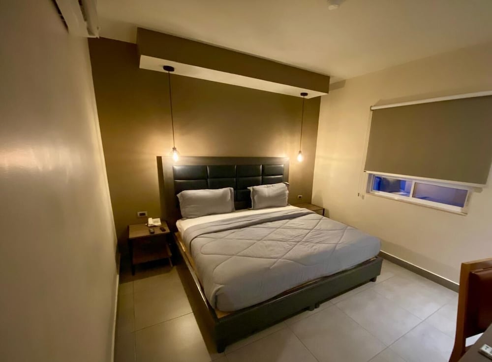 Deluxe Suite photo 2