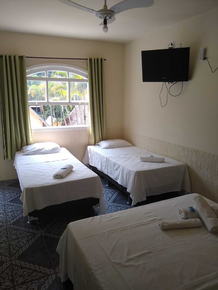 Quadruple Room, Multiple Beds photo 3