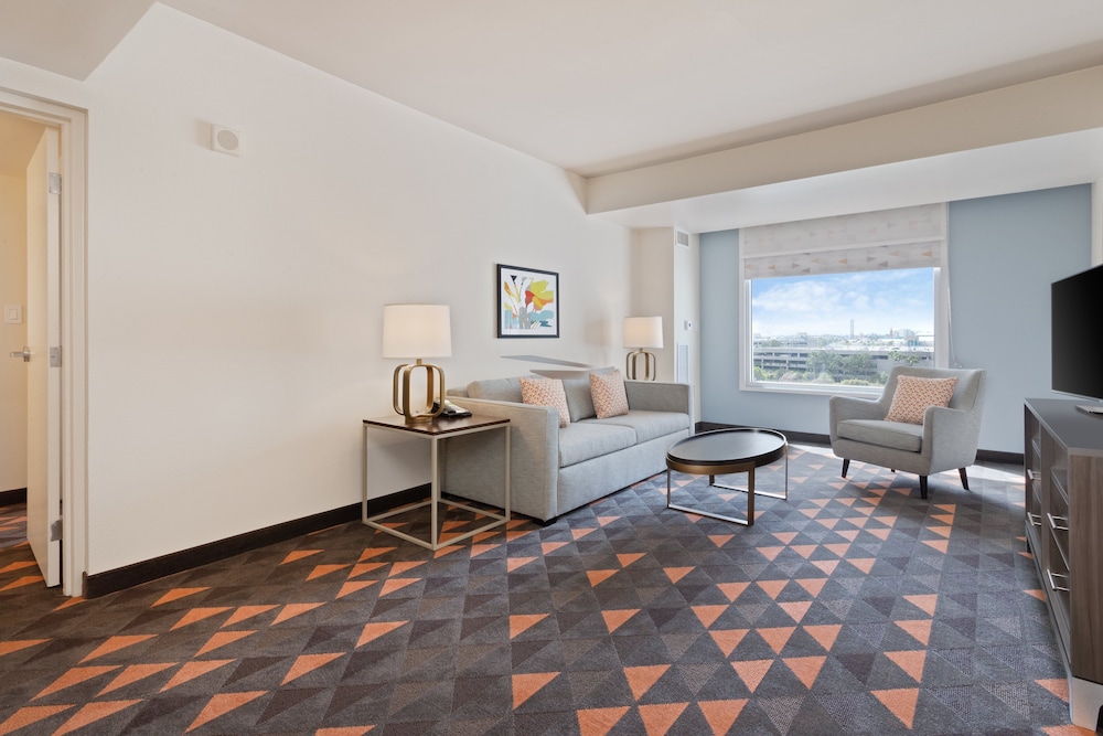 Suite, 2 Double Beds (High Floor)