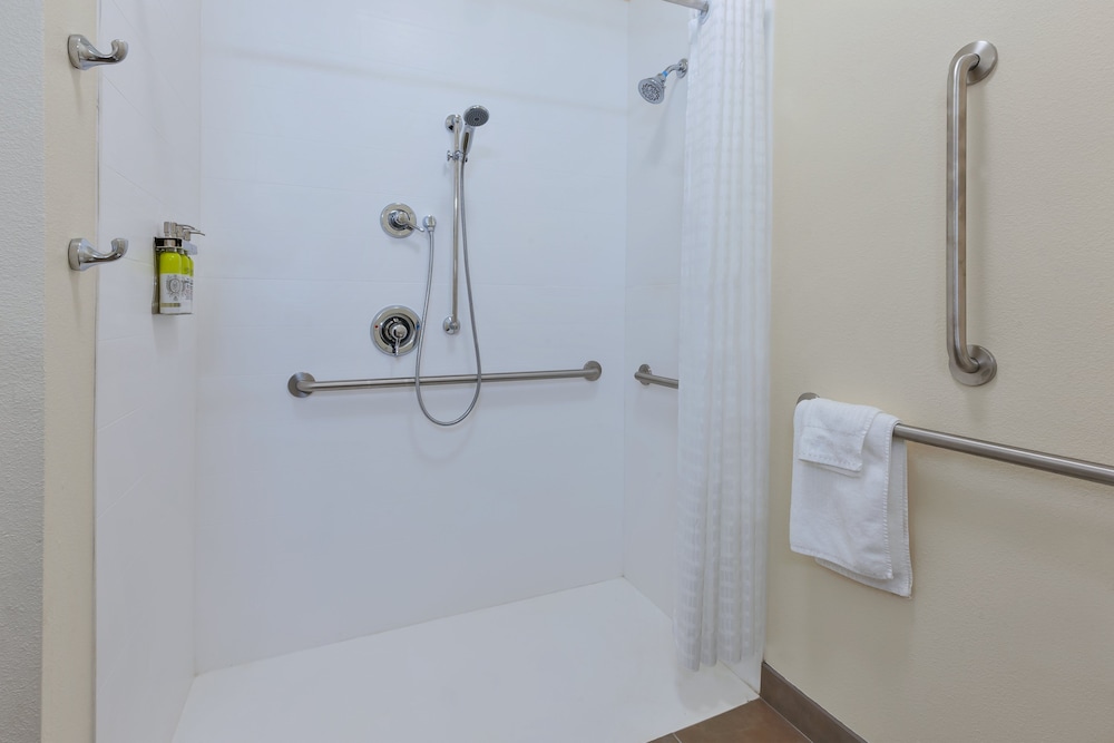 Studio Suite, 2 Queen Beds, Accessible (Communication) - Photo 5