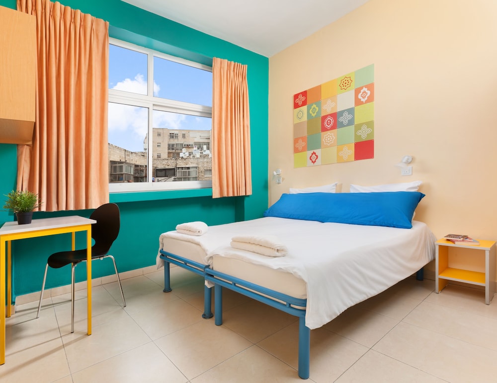 Economy Double or Twin Room, Private Bathroom photo 1