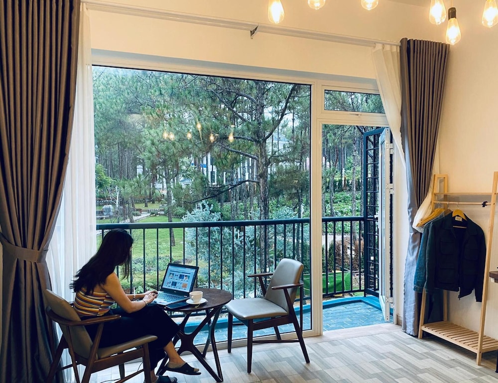 Deluxe Double Room, Garden View - Photo 4