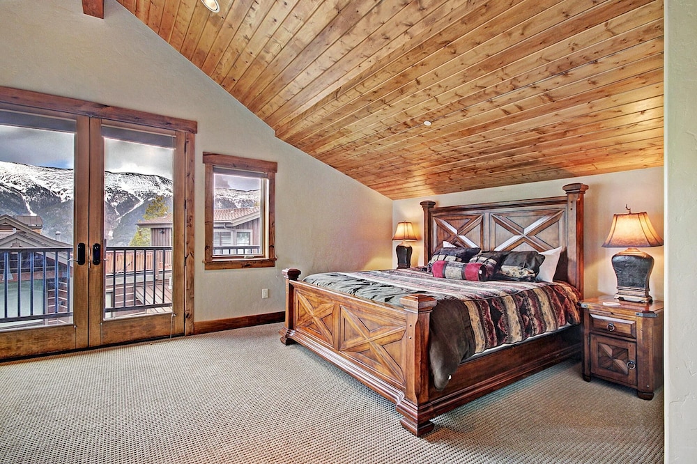 House, 4 Bedrooms photo 1