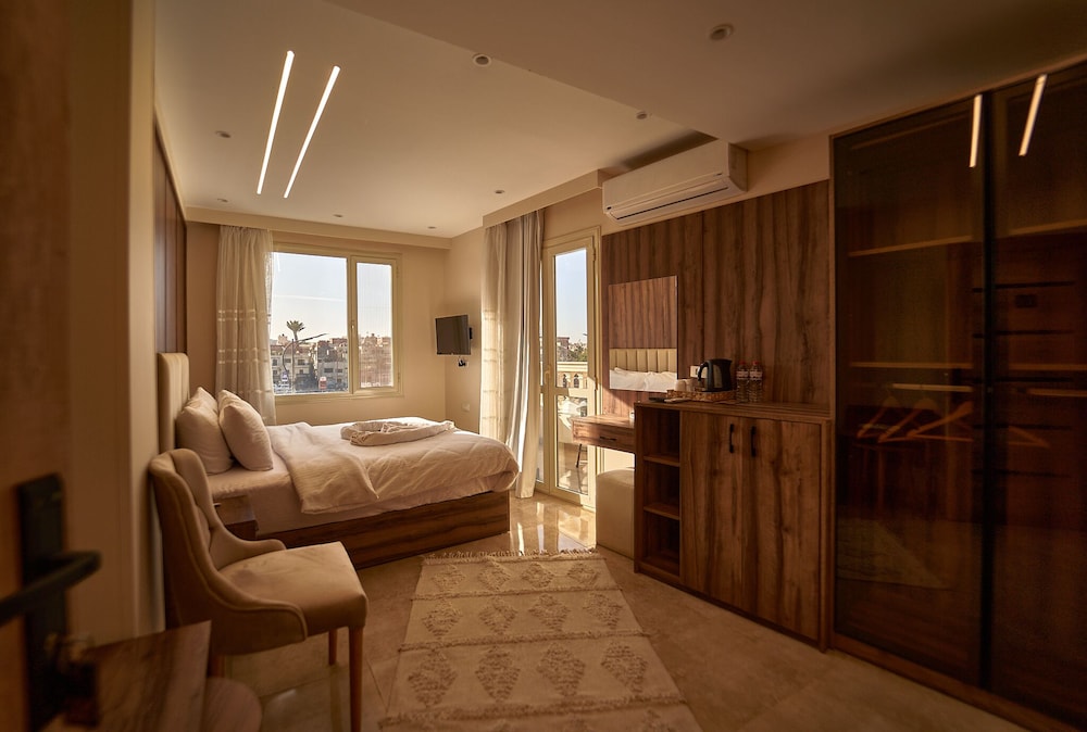 Royal Room photo 1