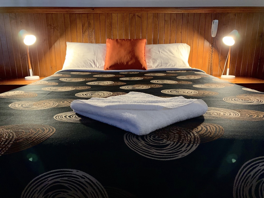 Executive Twin Room, Multiple Beds, Microwave, Ground Floor photo 2