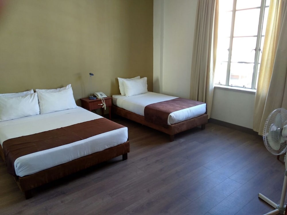 Single Room photo 3