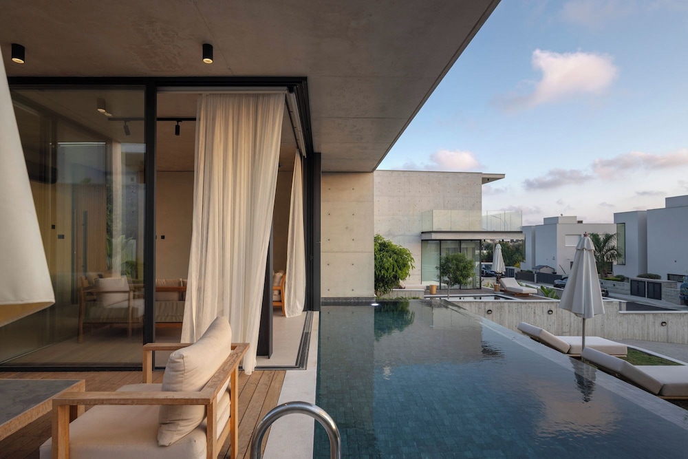 Premium Villa, 3 Bedrooms, Private Pool, Garden View photo 3
