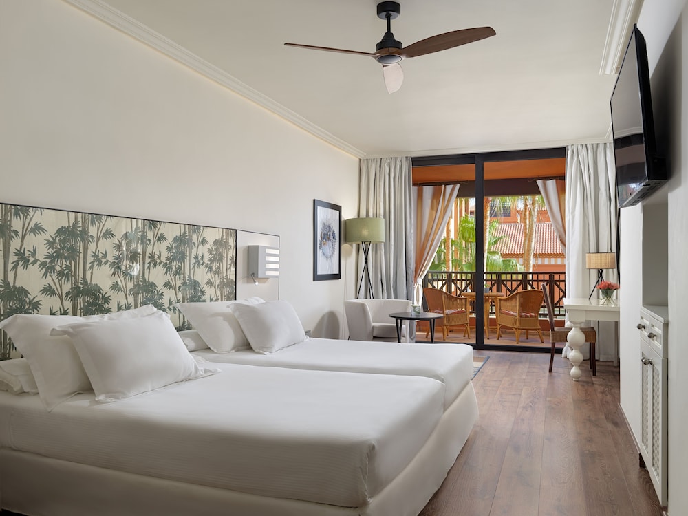 Standard Double Room (2 Adults)