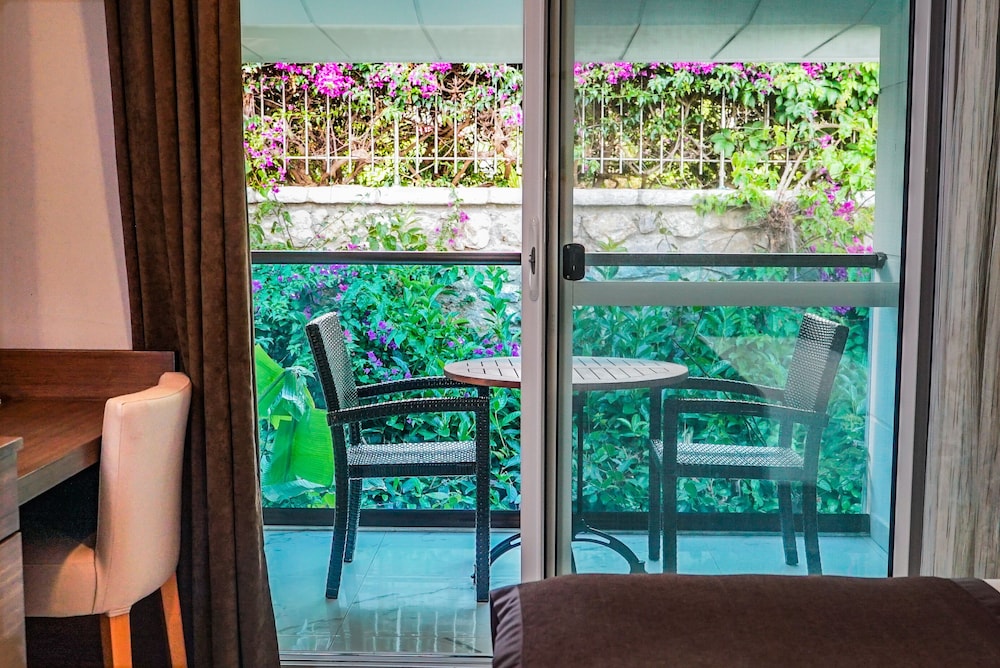 Standard Room, Balcony