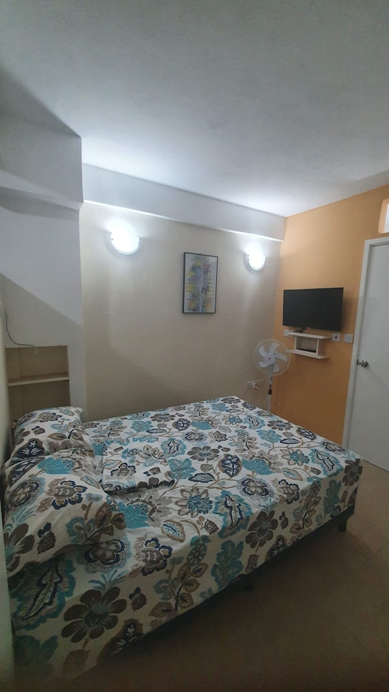 City Studio, 1 Double Bed, Non Smoking, Ground Floor photo 1