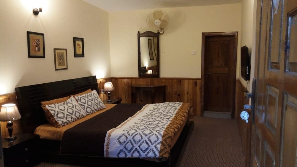 Deluxe Double Room photo 2