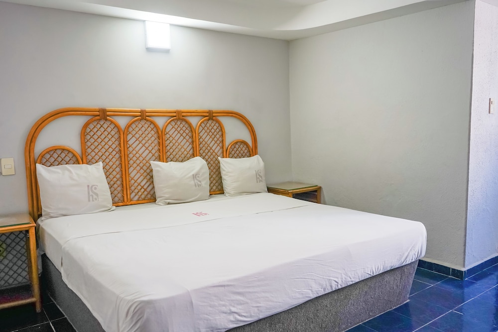 Superior Double Room, 1 King Bed photo 3