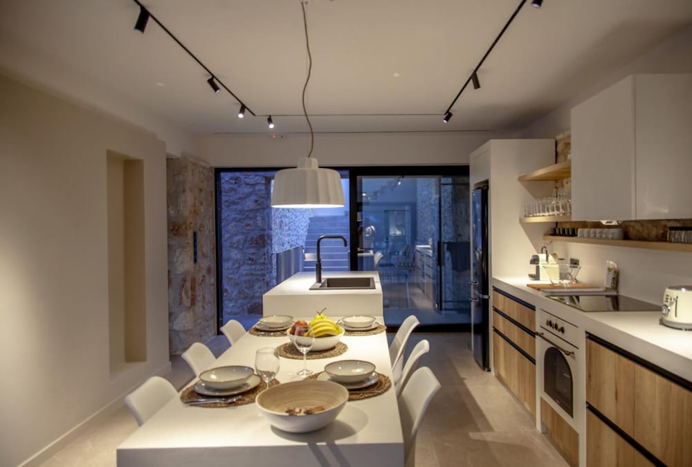 Villa photo 3