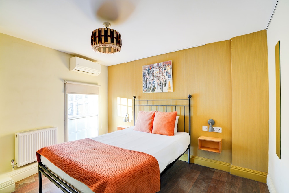 Standard Room, 1 Double Bed (Shared Bathoom) photo 1