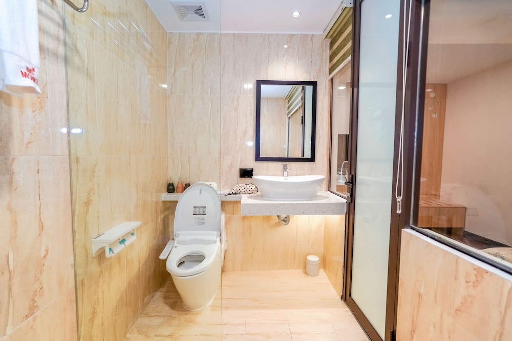 Premium Double Room - Photo 3