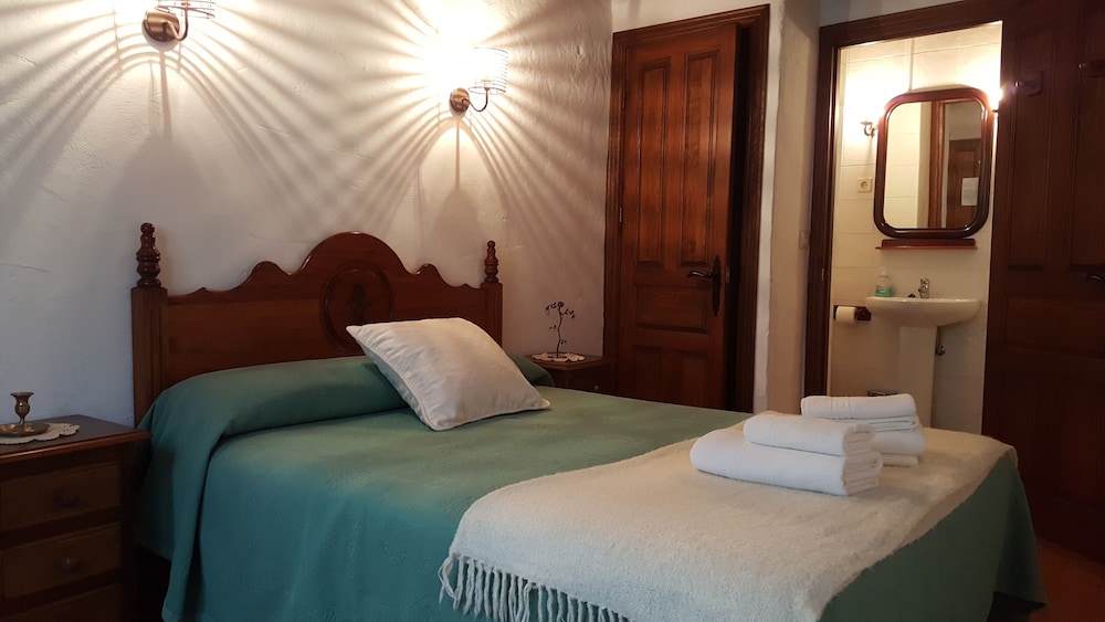 Family House, 3 Bedrooms (6 Pax) photo 2