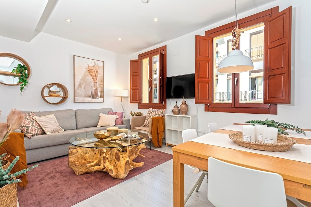 Apartment (2 Bedrooms)