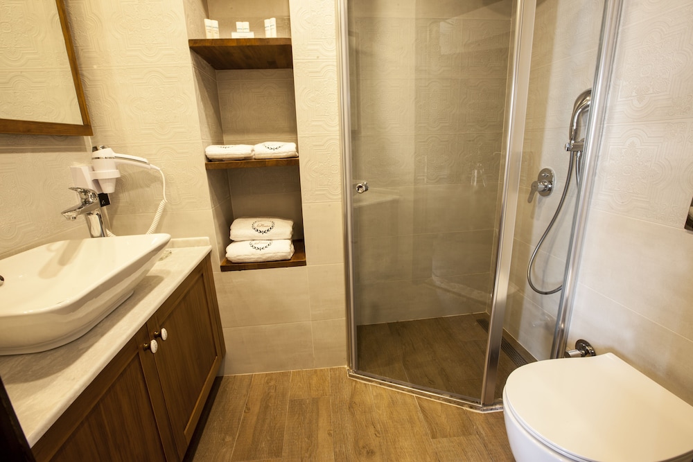 Superior Double or Twin Room - Photo 2
