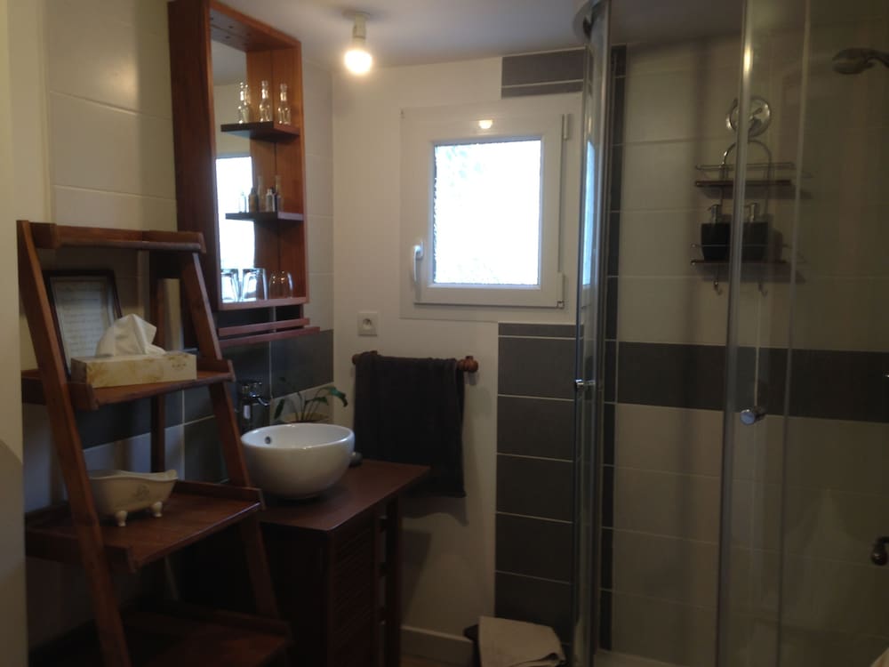 Room, 1 Double Bed (Ouest) photo 3