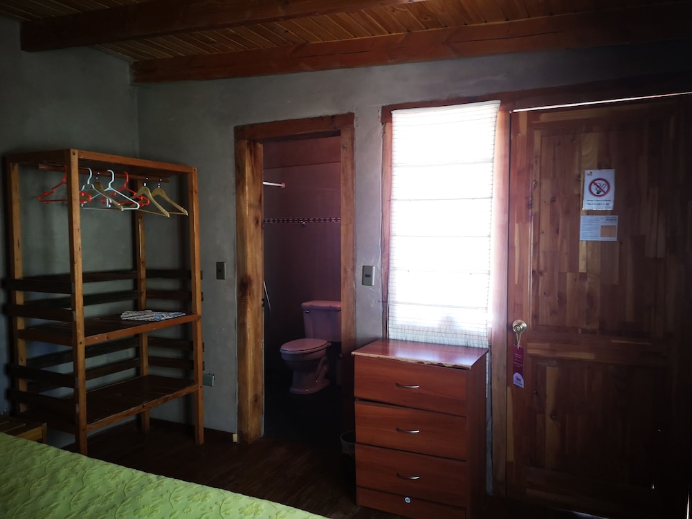 Triple Room, Multiple Beds, Non Smoking photo 3