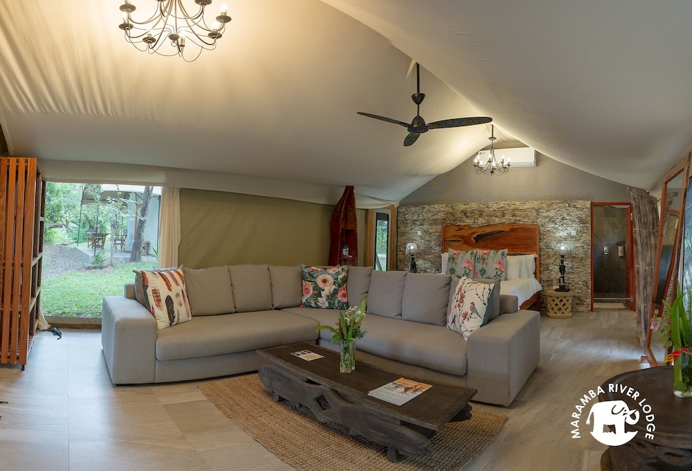 Luxury Tent photo 1