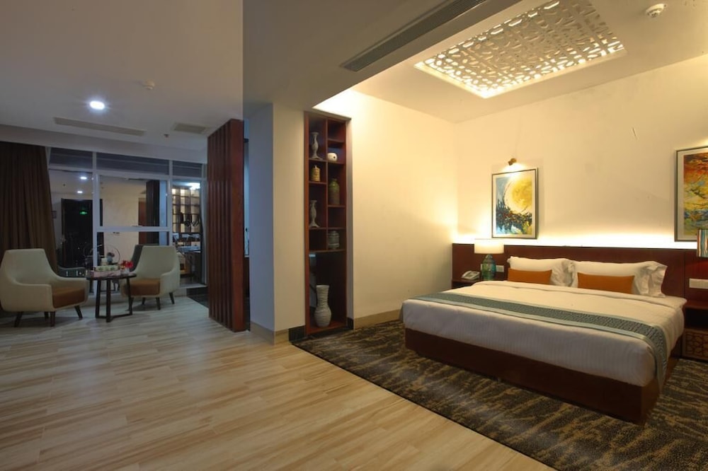 Presidential Suite photo 2
