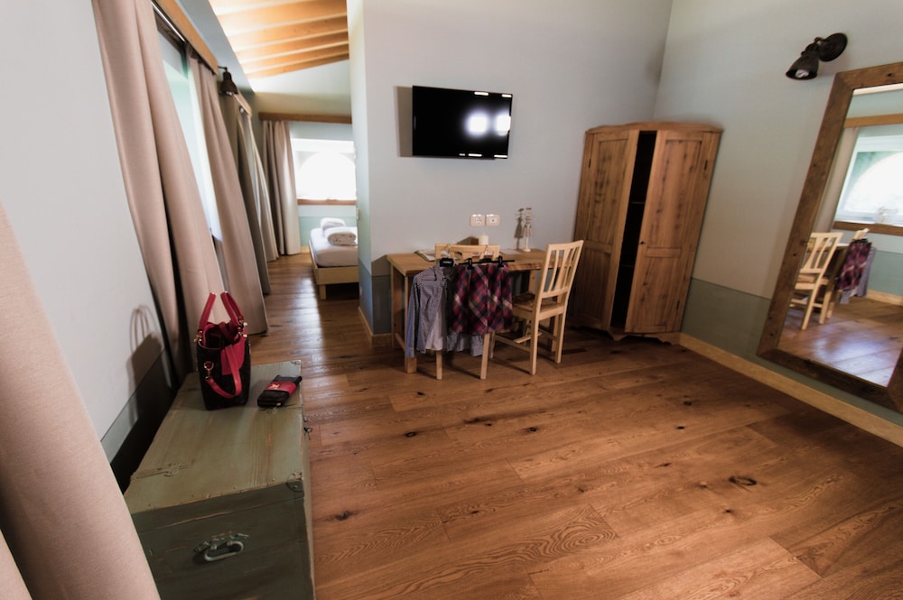 Exclusive Suite (Campanula) photo 1