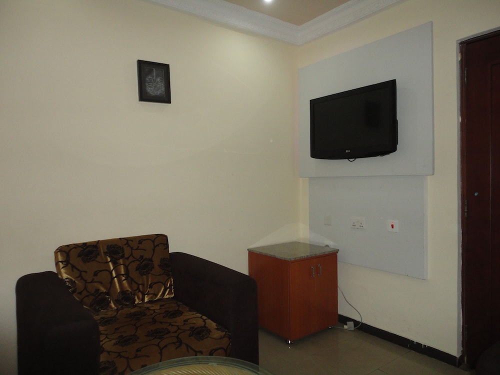 Executive Suite photo 2