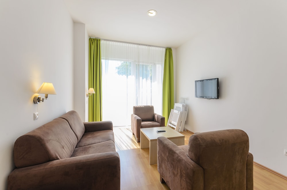 Executive Suite photo 3