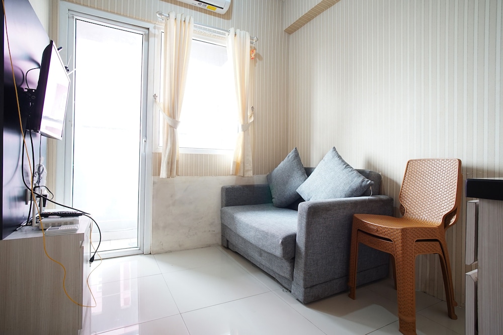 Room - Photo 22