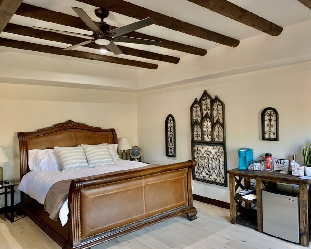 Pinon Pine (Deluxe 2 Queen Suite, Courtyard View) photo 1