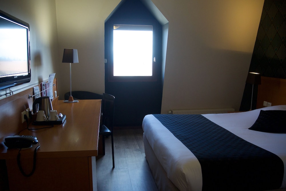 Double Room - Photo 7