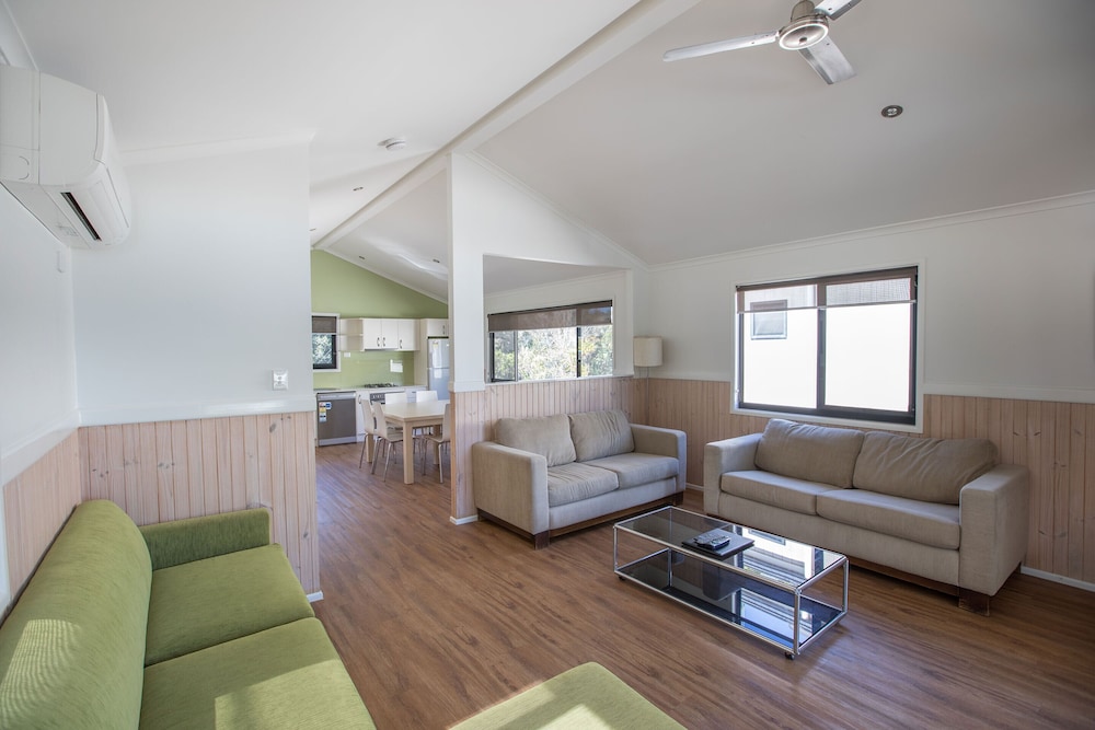 Deluxe Cabin, 2 Bedrooms, Non Smoking, Balcony (2-Storey) photo 3