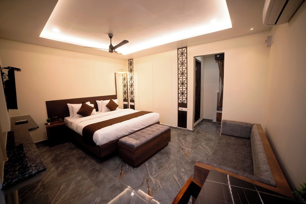Executive Double Room, 1 King Bed, Pets Not Allowed photo 3