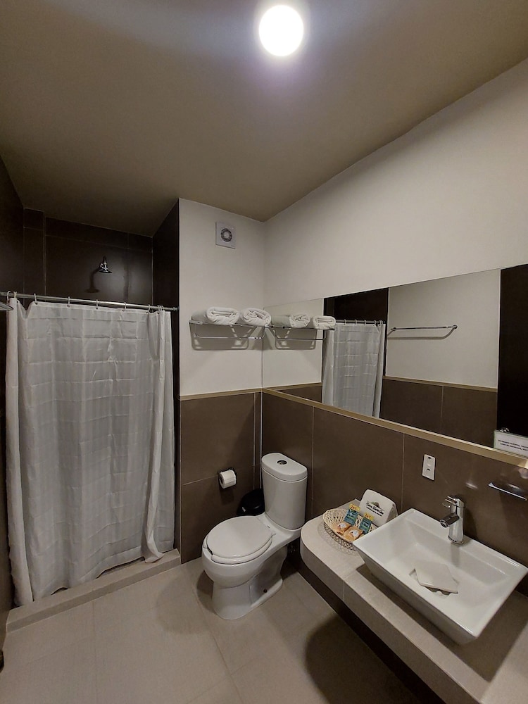Double Room, 1 Queen Bed, City View photo 2