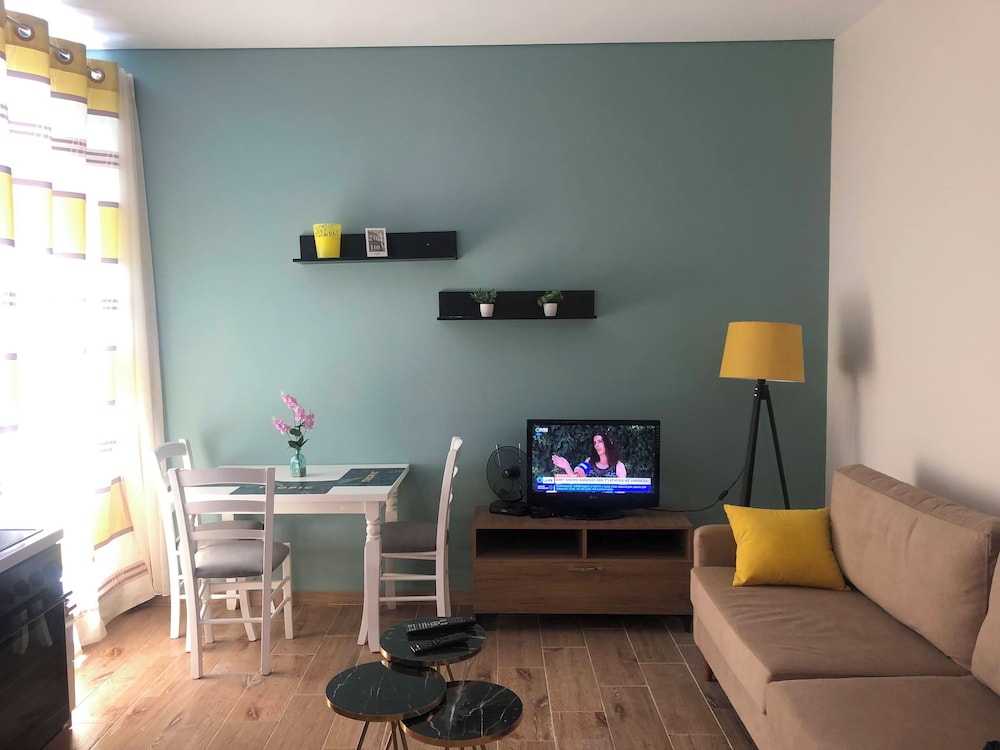 Comfort Apartment, 1 Bedroom, Balcony, City View