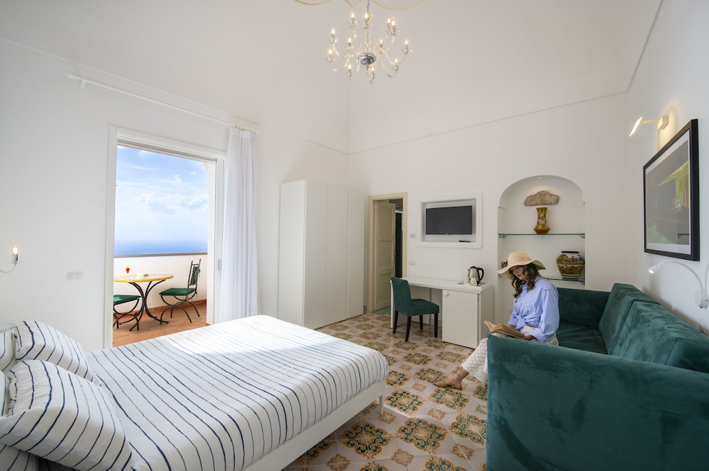 Junior Studio Suite, 1 Bedroom, Balcony, Sea View (Luxury)