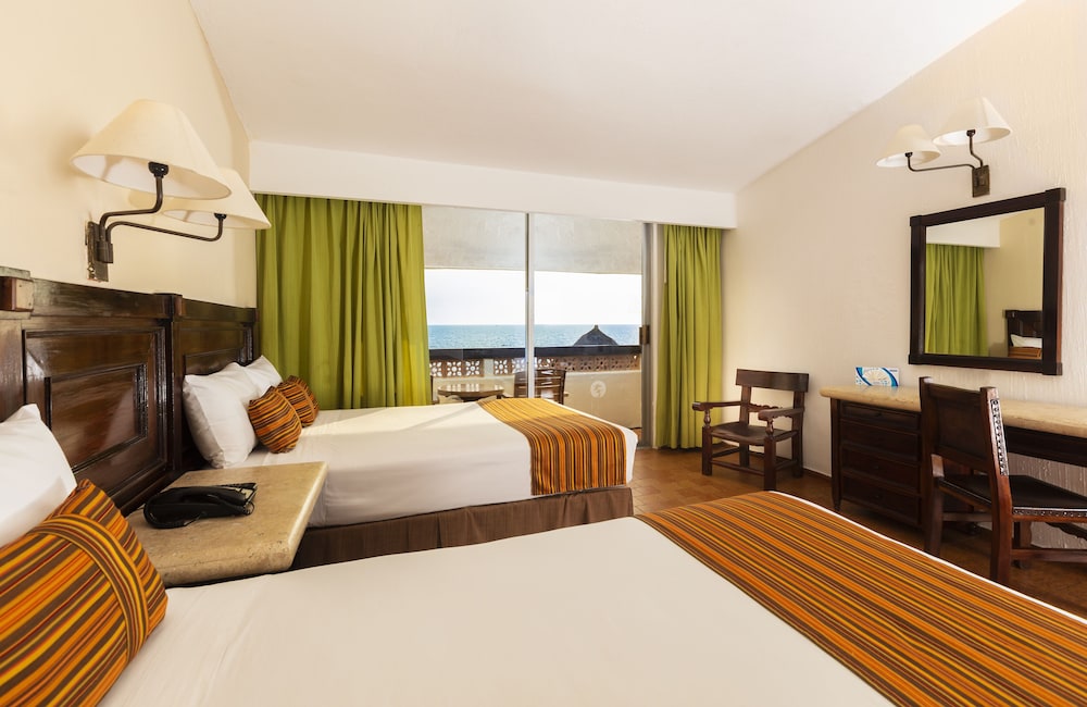 Ocean View Room Two Beds - Photo 3