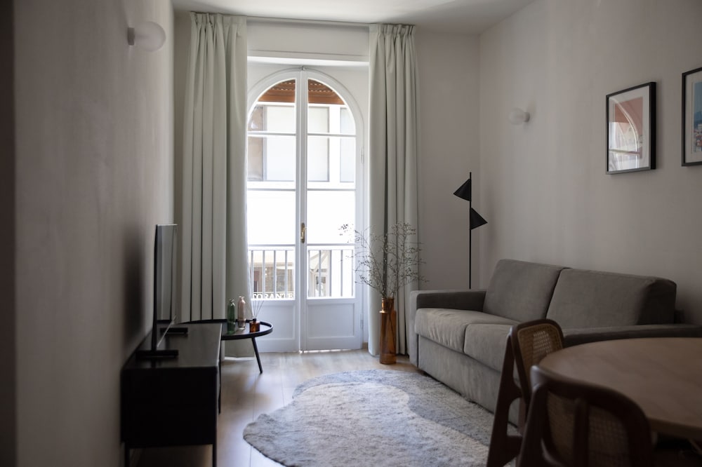 Comfort Apartment photo 3