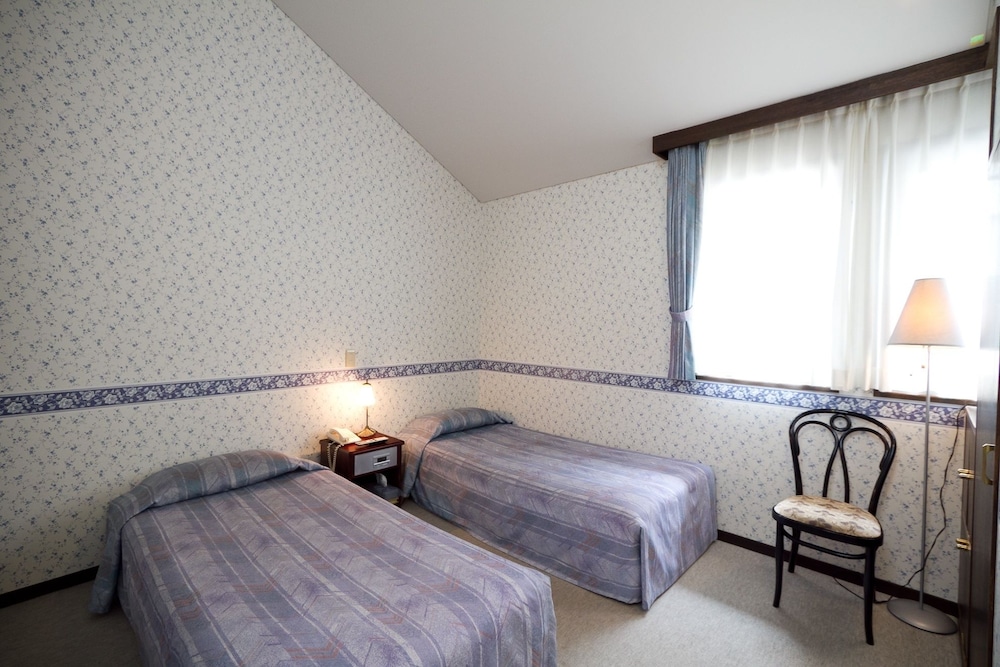 Standard Twin Room photo 2