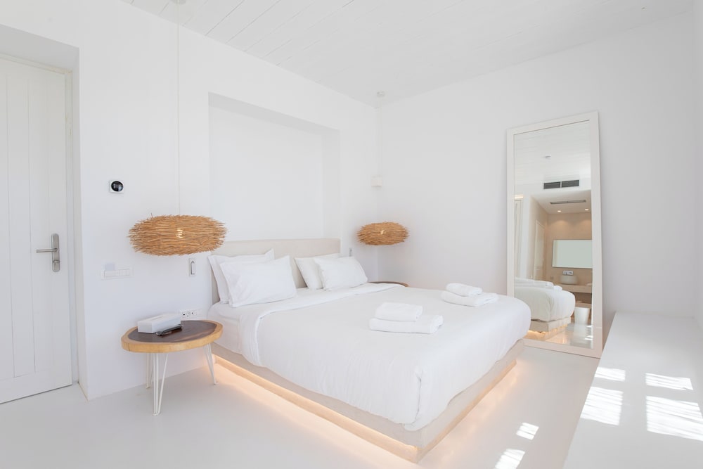 Premium Myconian Suite with Private Pool & Sea View