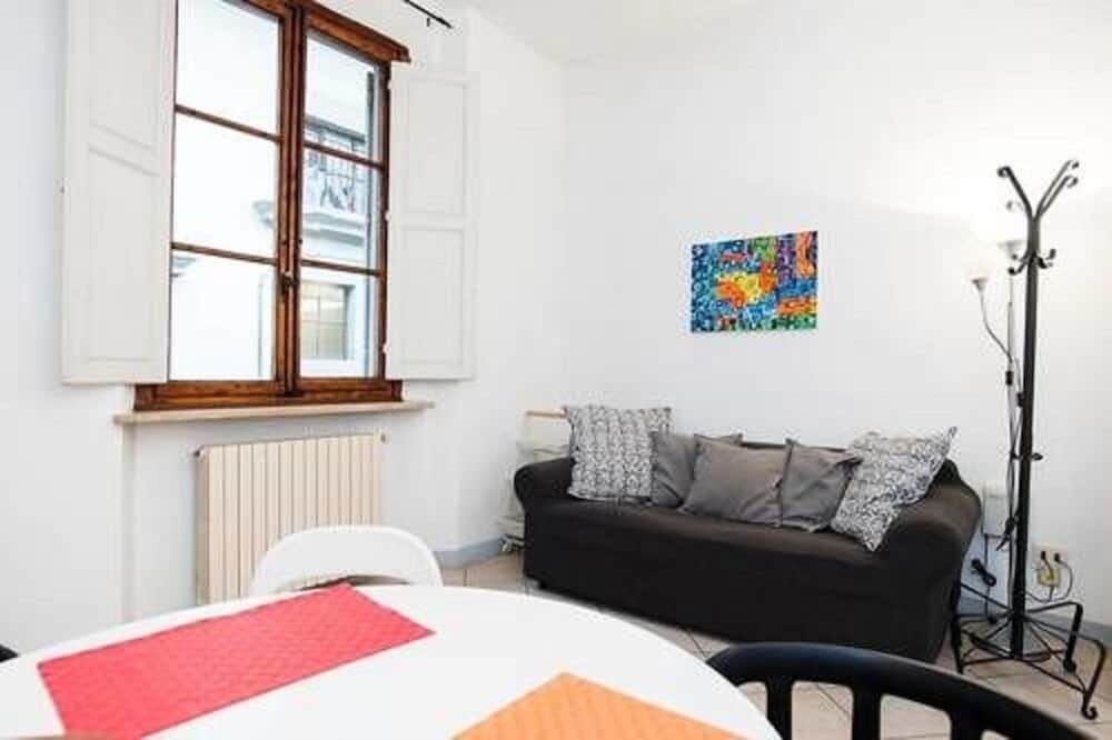 Classic Apartment, 1 Bedroom (Sole)