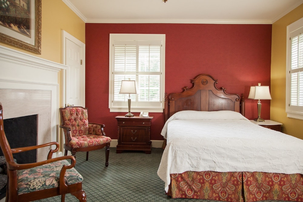 Room, 1 Queen Bed, Harbor View photo 1